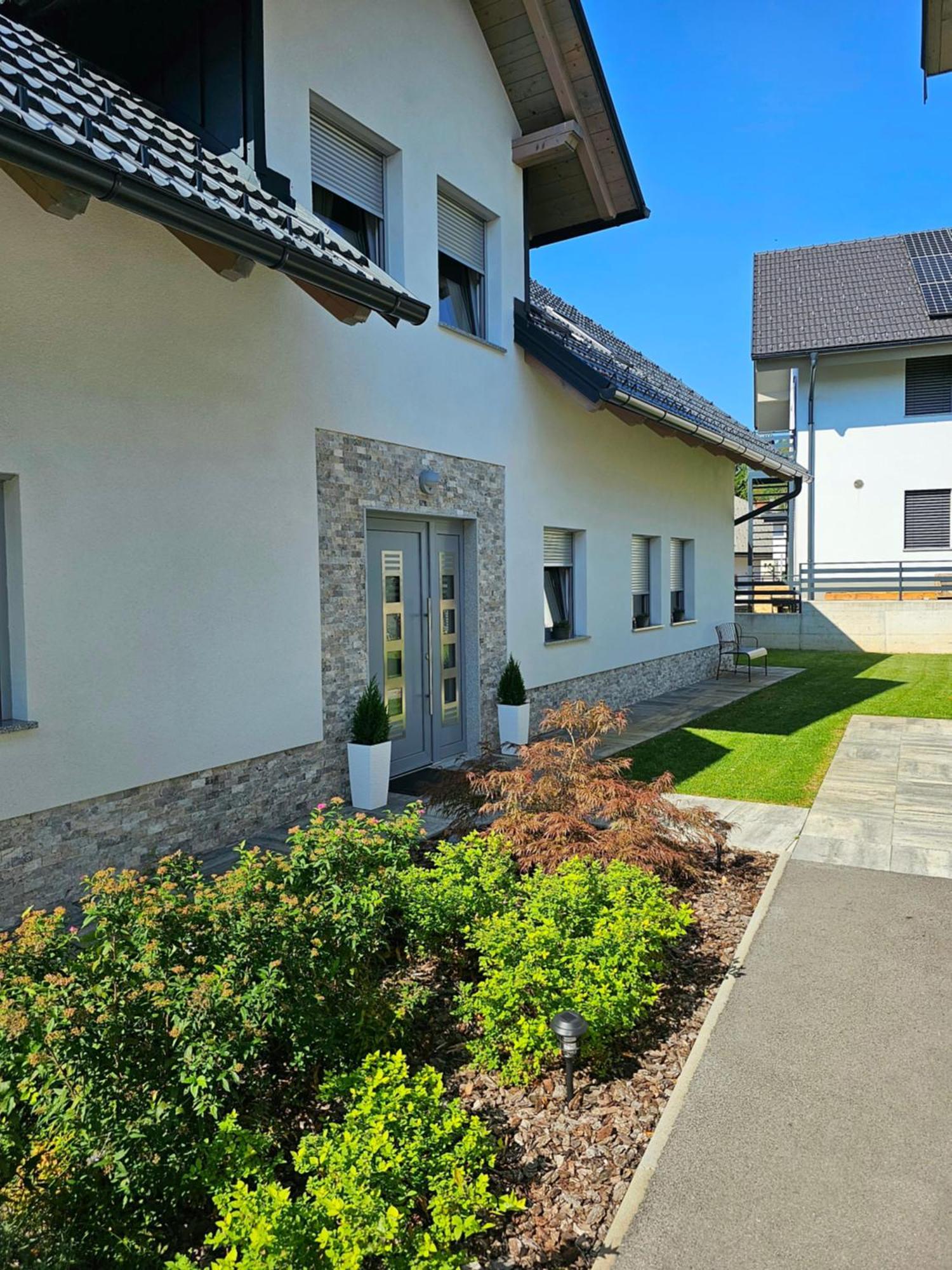 Prima Countryside Apartments 지로브니차 외부 사진